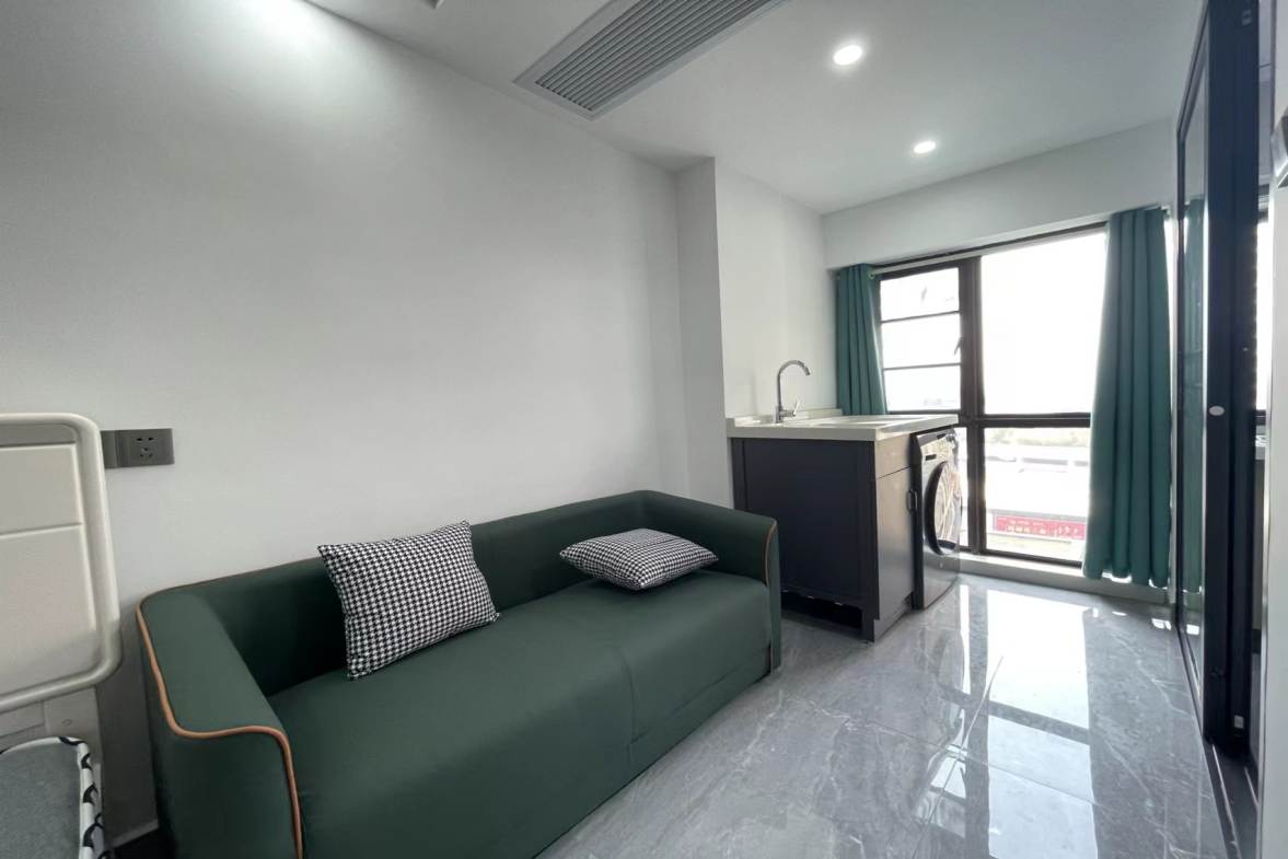 和瑞欢乐城二期  1室1厅1卫   1200.00元/月室内图