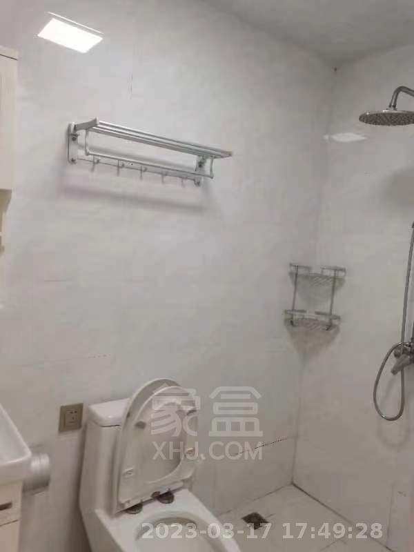 庐山一号 2室2厅1卫 2300.00元/月 庐山一号 2室2厅1卫 2300.00元/月室内图