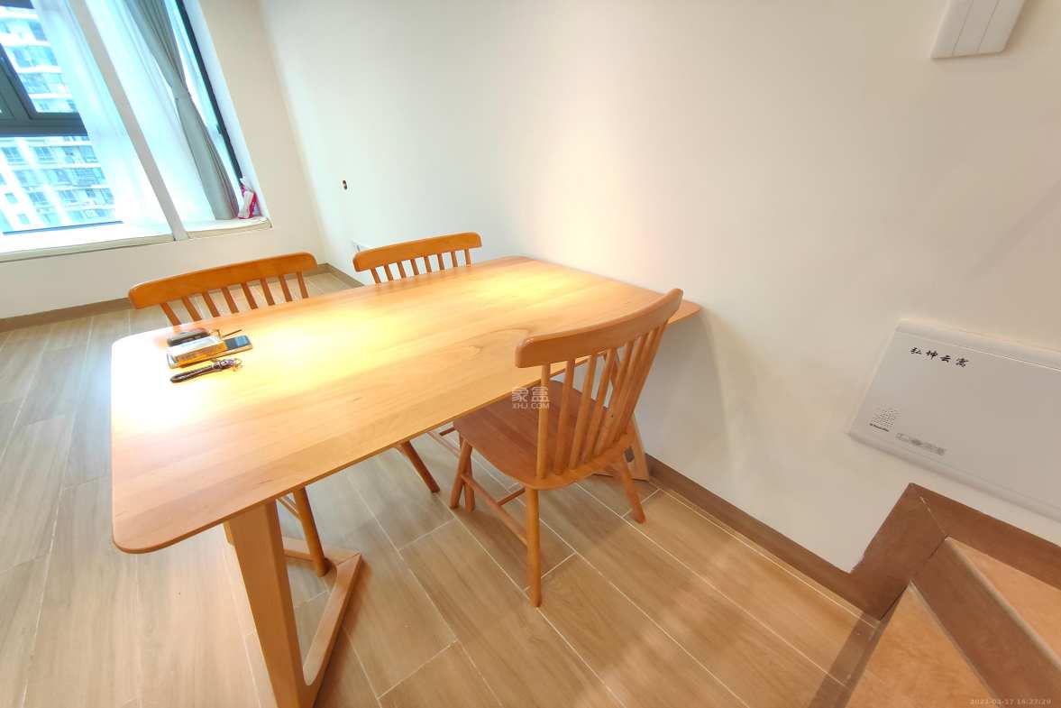 弘坤云寓  2室1厅1卫    2600.0元/月室内图