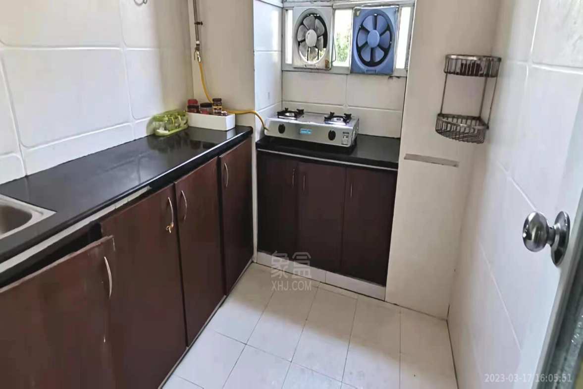 荣华居 2室2厅1卫 1300.0元/月 荣华居 2室2厅1卫 1300.0元/月室内图