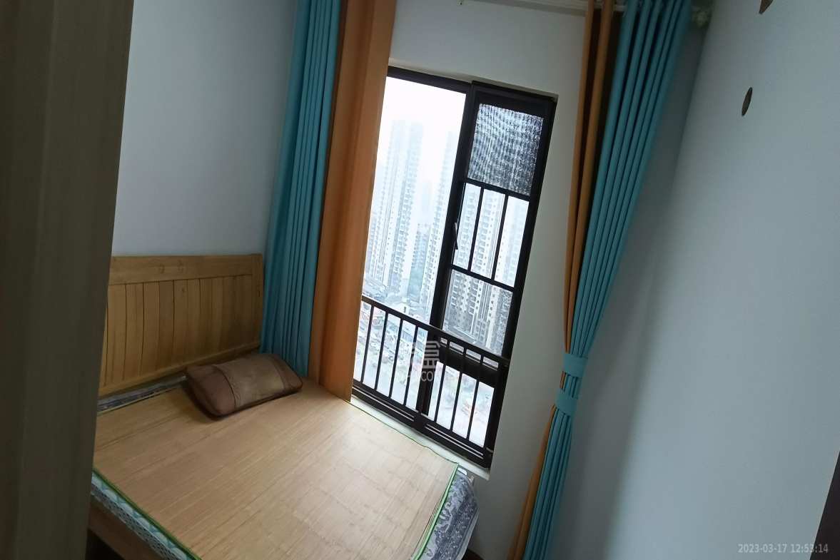 龙湖湘风原著（龙湖湘风星城）  4室2厅2卫    2200.0元/月室内图