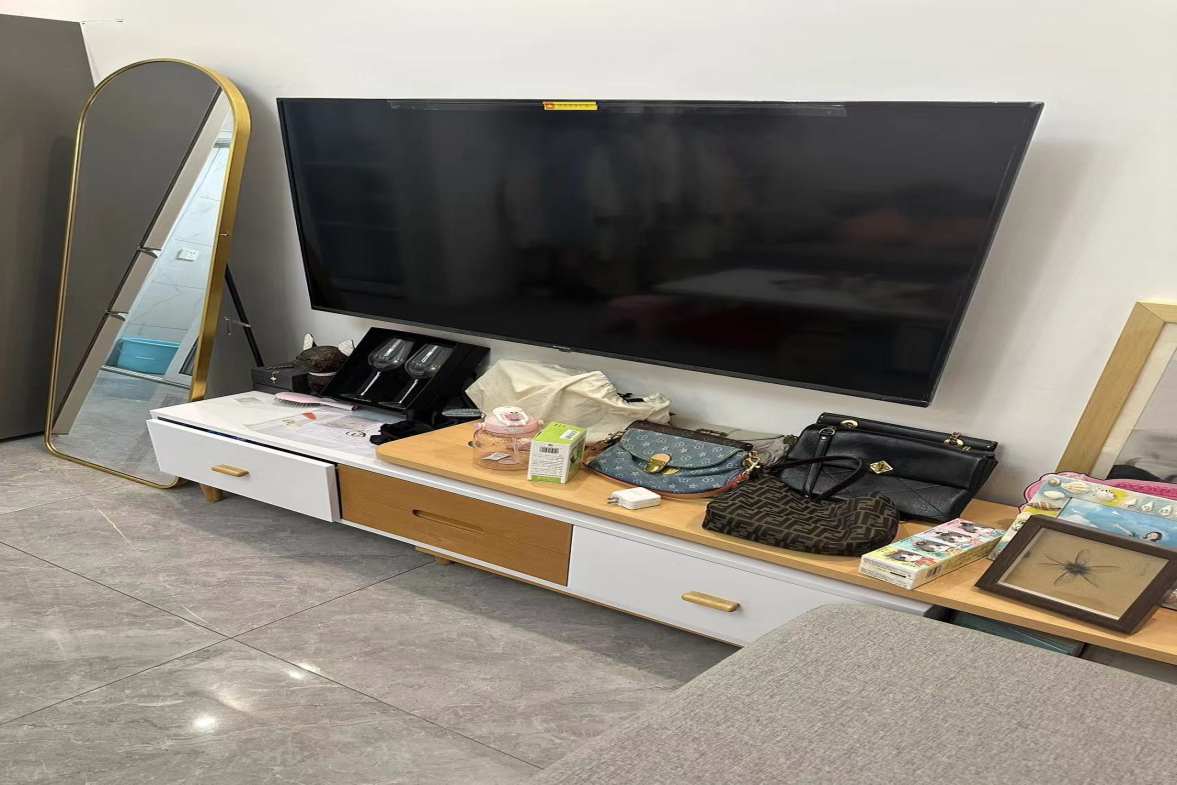 龙庭华府  1室1厅1卫   1600.00元/月室内图