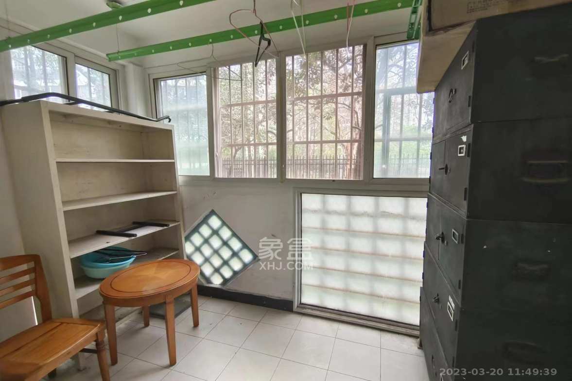 万煦园  4室2厅2卫   3200.00元/月室内图