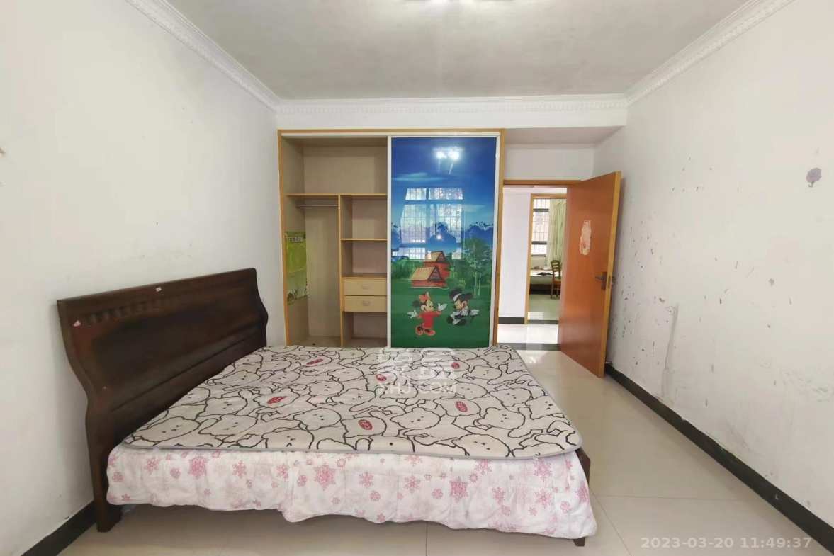 万煦园  4室2厅2卫   3200.00元/月室内图