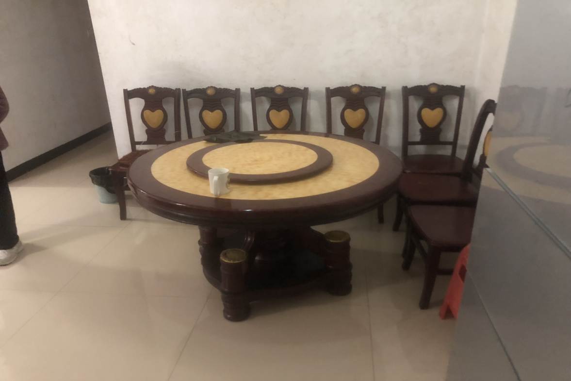 八一橡胶厂(长青中街) 3室2厅2卫 1500.00元/月 八一橡胶厂(长青中街) 3室2厅2卫 1500.00元/月室内图