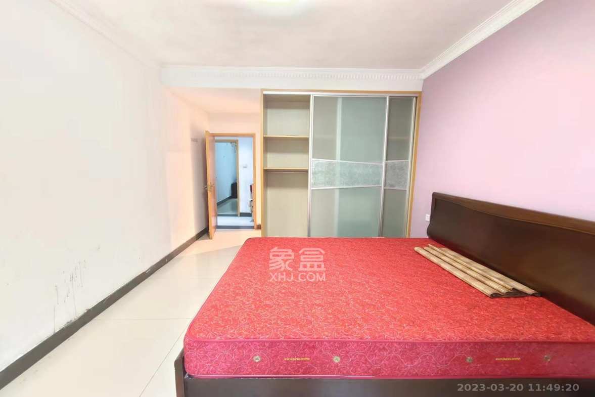 万煦园  4室2厅2卫   3200.00元/月室内图