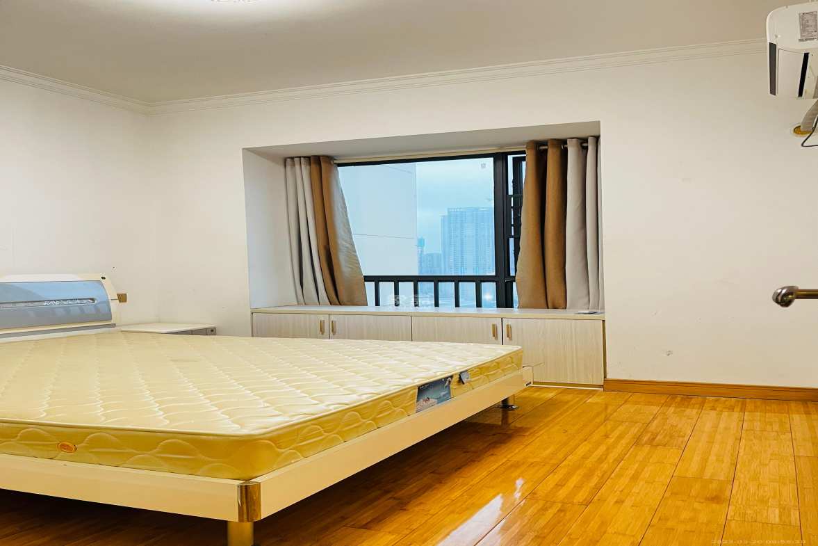 兰亭都荟（璟峰苑）  3室2厅1卫    2800.0元/月室内图