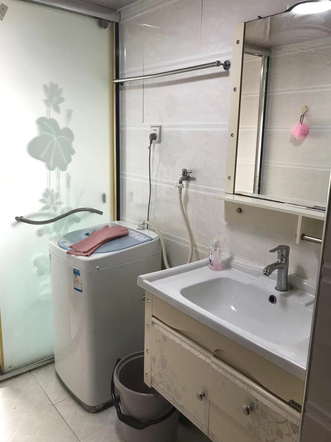 大同芙蓉  2室2厅1卫   65.80万客厅