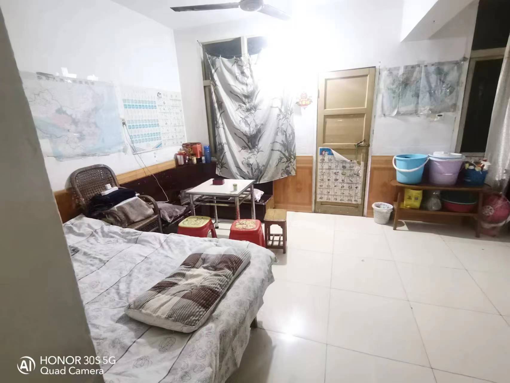 华达机械厂  3室2厅1卫   21.00万