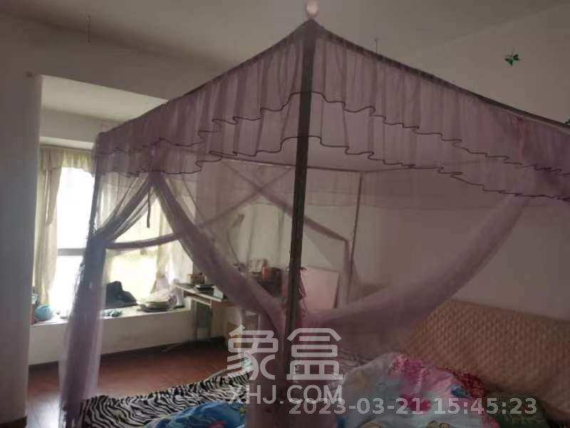 四季星城  3室2厅1卫   1600.00元/月室内图