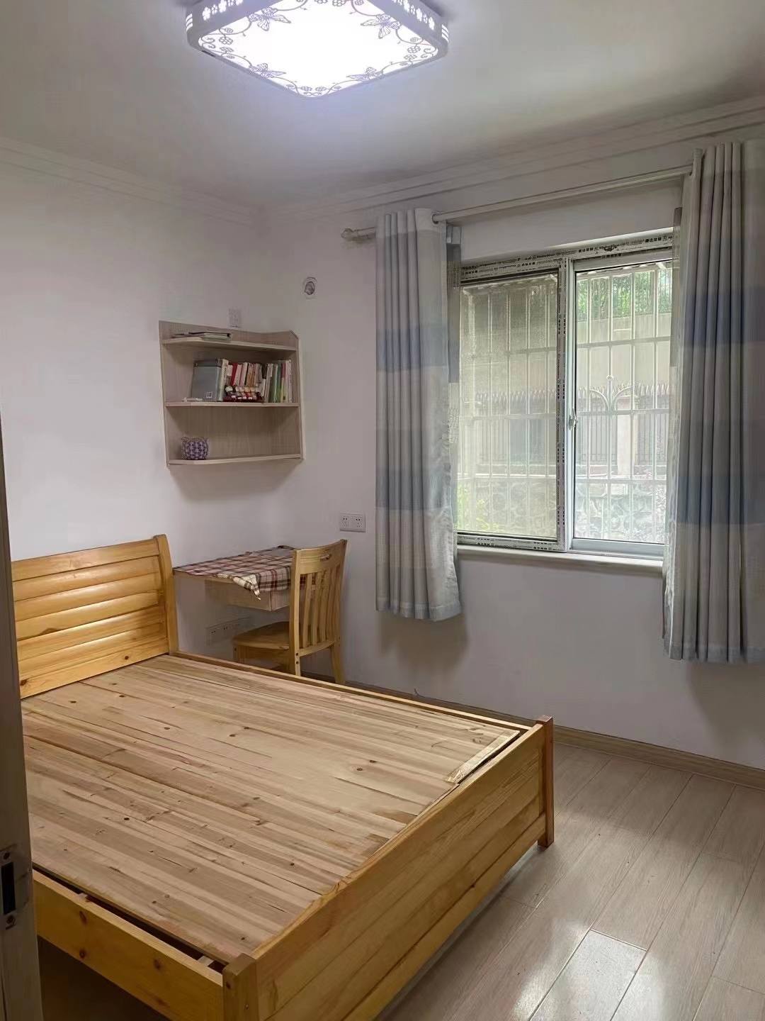 建湘小区  2室2厅1卫    1600.0元/月室内图