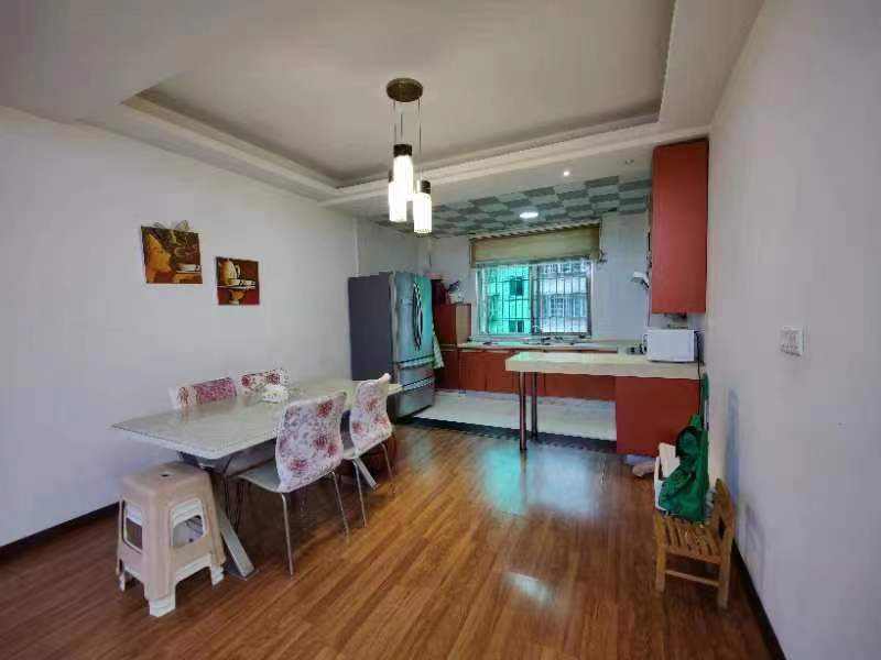 马良小区  3室2厅2卫   1500.00元/月室内图