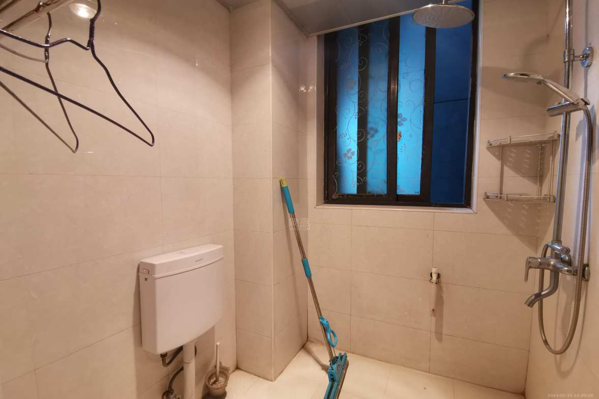 圣华名城建设北路110号  3室2厅2卫   1500.00元/月室内图