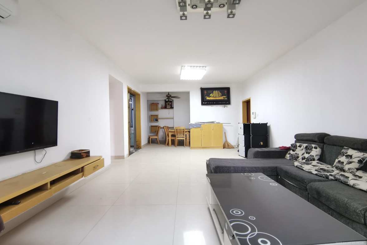 圣华名城建设北路110号  3室2厅2卫   1500.00元/月室内图