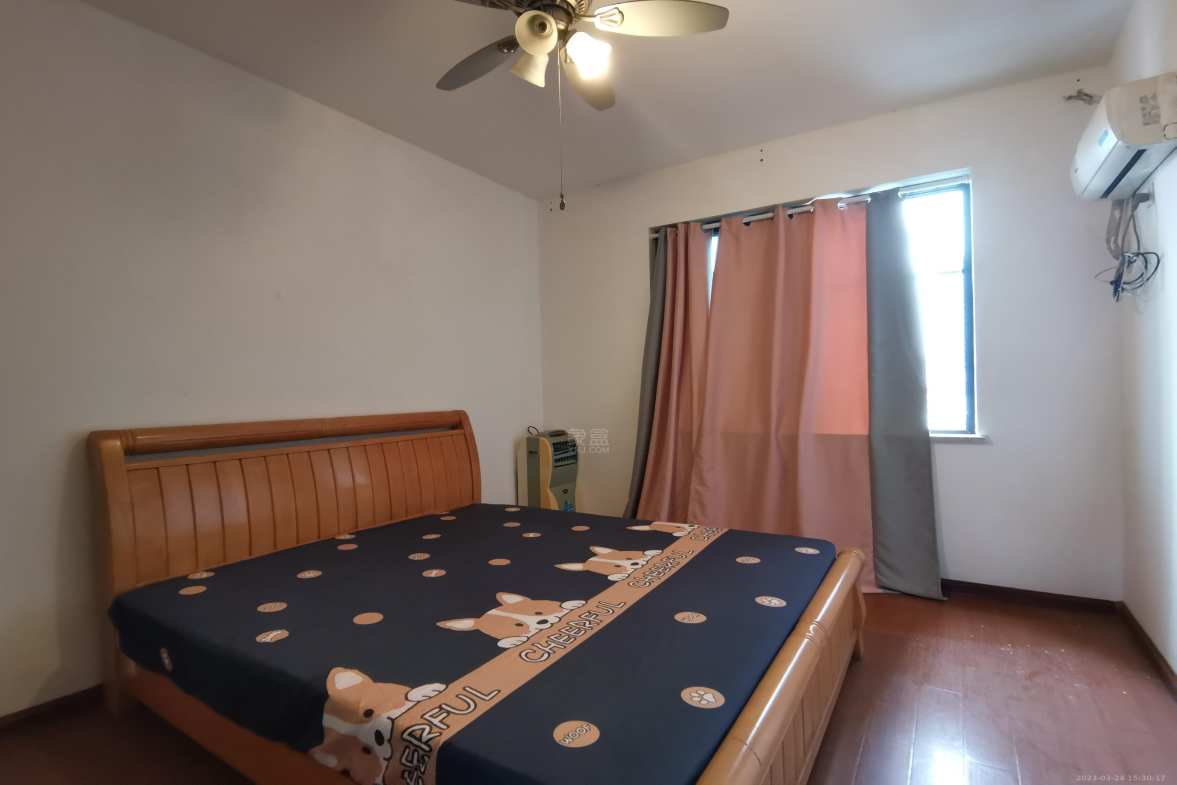 圣华名城建设北路110号  3室2厅2卫   1500.00元/月室内图1