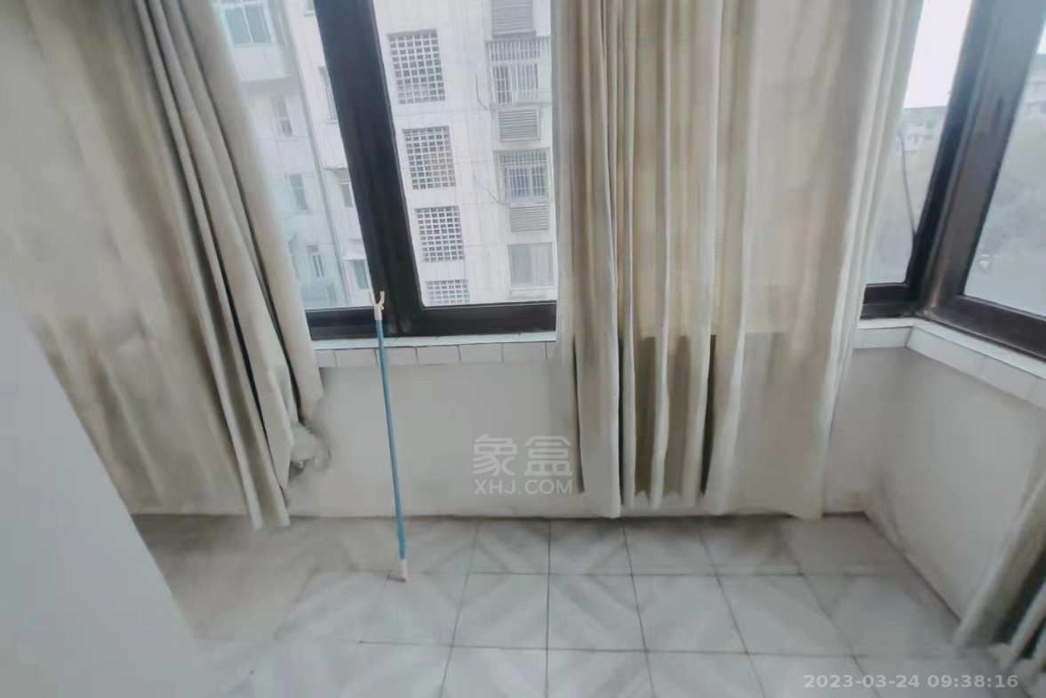 滨江一村  2室1厅1卫    1100.0元/月室内图