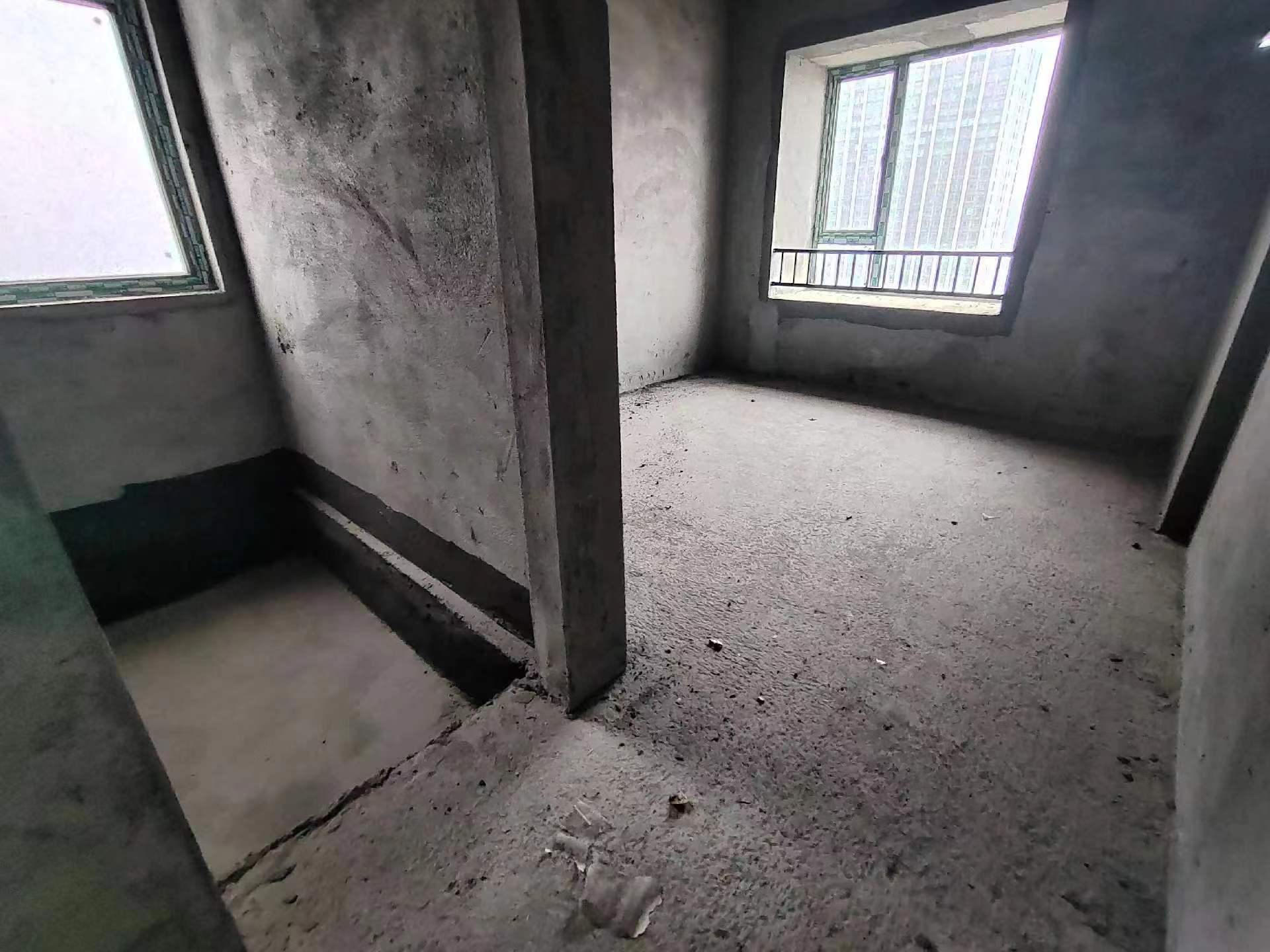 恒祥苑  3室2厅2卫   73.80万