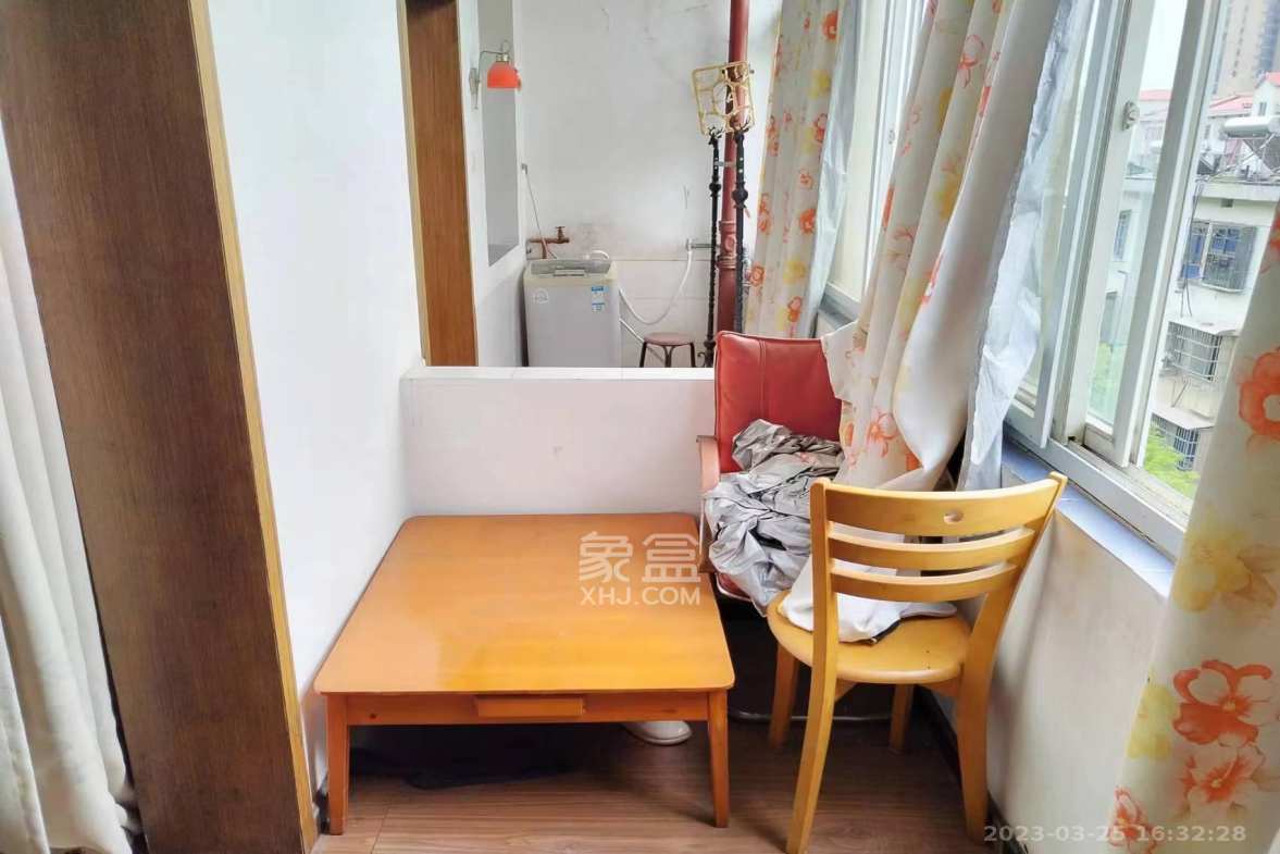 湖开小区（湖南开关厂宿舍）/南大桥社区  2室2厅1卫    1300.0元/月室内图