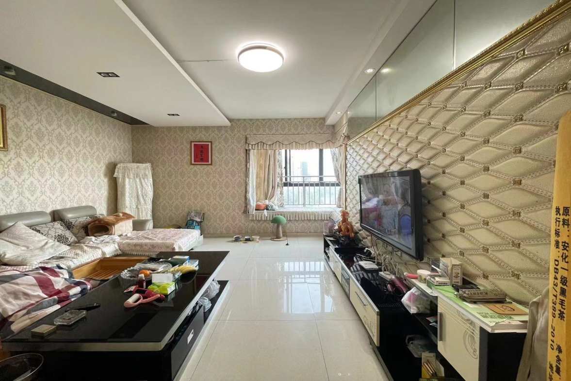 梓湖观邸  3室2厅2卫   108.00万室内图