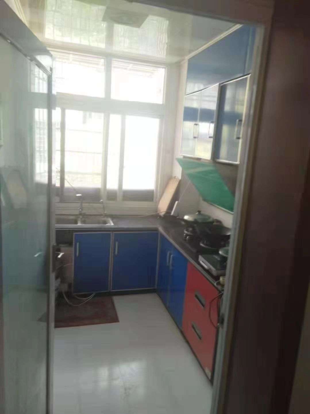 涟滨新城  3室2厅2卫    65.8万客厅