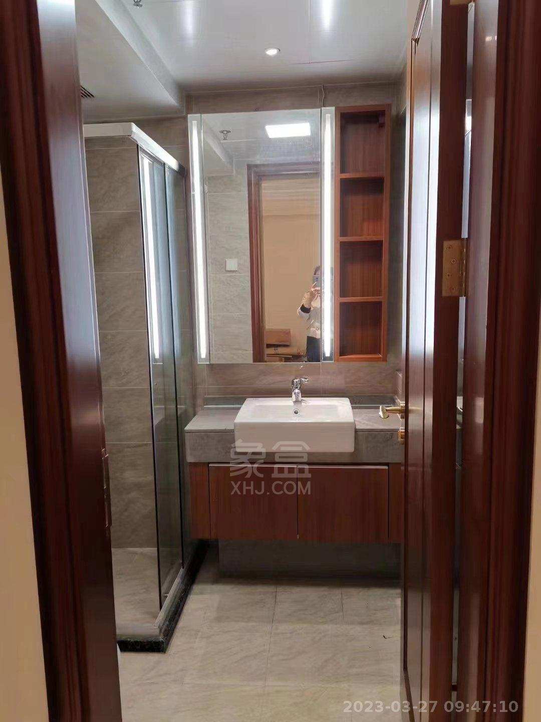 恒大御景湾  3室1厅1卫   2000.00元/月室内图