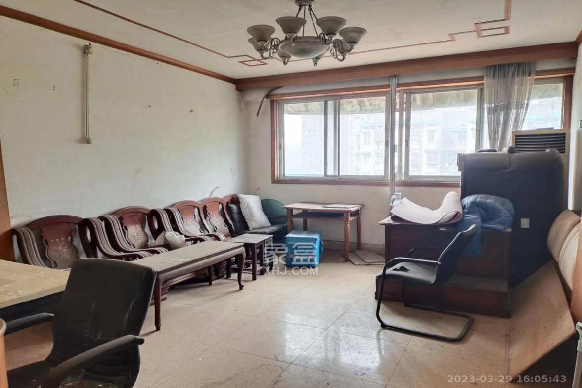 三湘小区  3室2厅1卫    1800.0元/月 三湘小区  3室2厅1卫    1800.0元/月室内图