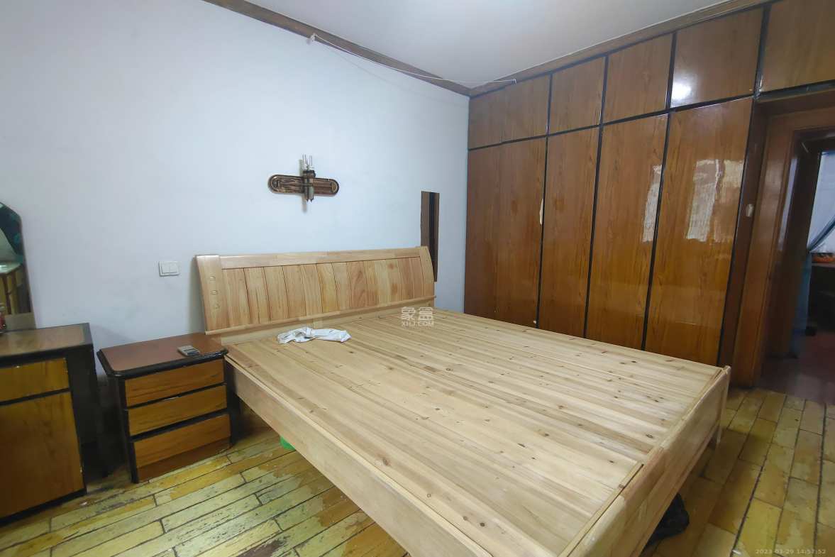 省建苑小区  3室2厅1卫   2200.00元/月室内图