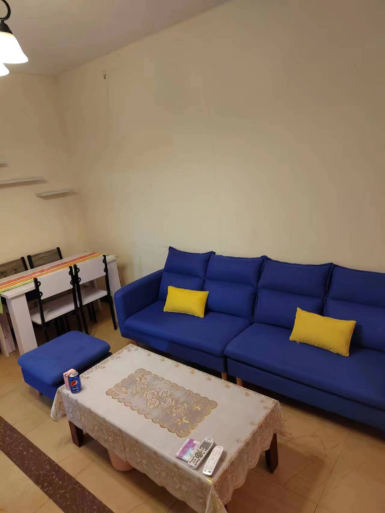 尚书房  2室1厅1卫    1500.0元/月