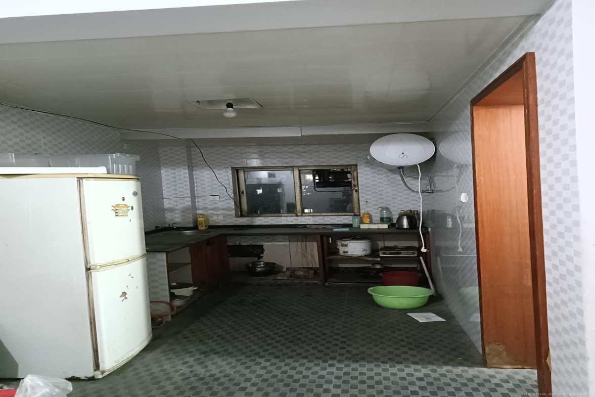 明月湖  4室1厅1卫    500.0元/月室内图