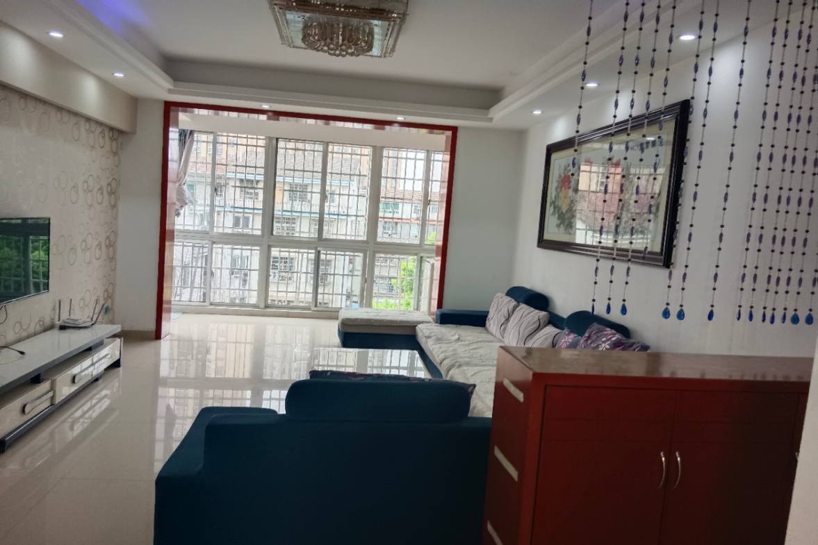 东风二组  2室2厅1卫   1400.00元/月室内图