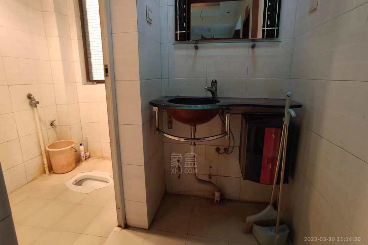 湘银二期世纪花园 2室2厅1卫 1600.0元/月 湘银二期世纪花园 2室2厅1卫 1600.0元/月小区图