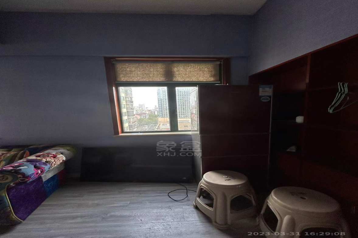 福泰国际 1室1厅1卫 1000.0元/月 福泰国际 1室1厅1卫 1000.0元/月室内图