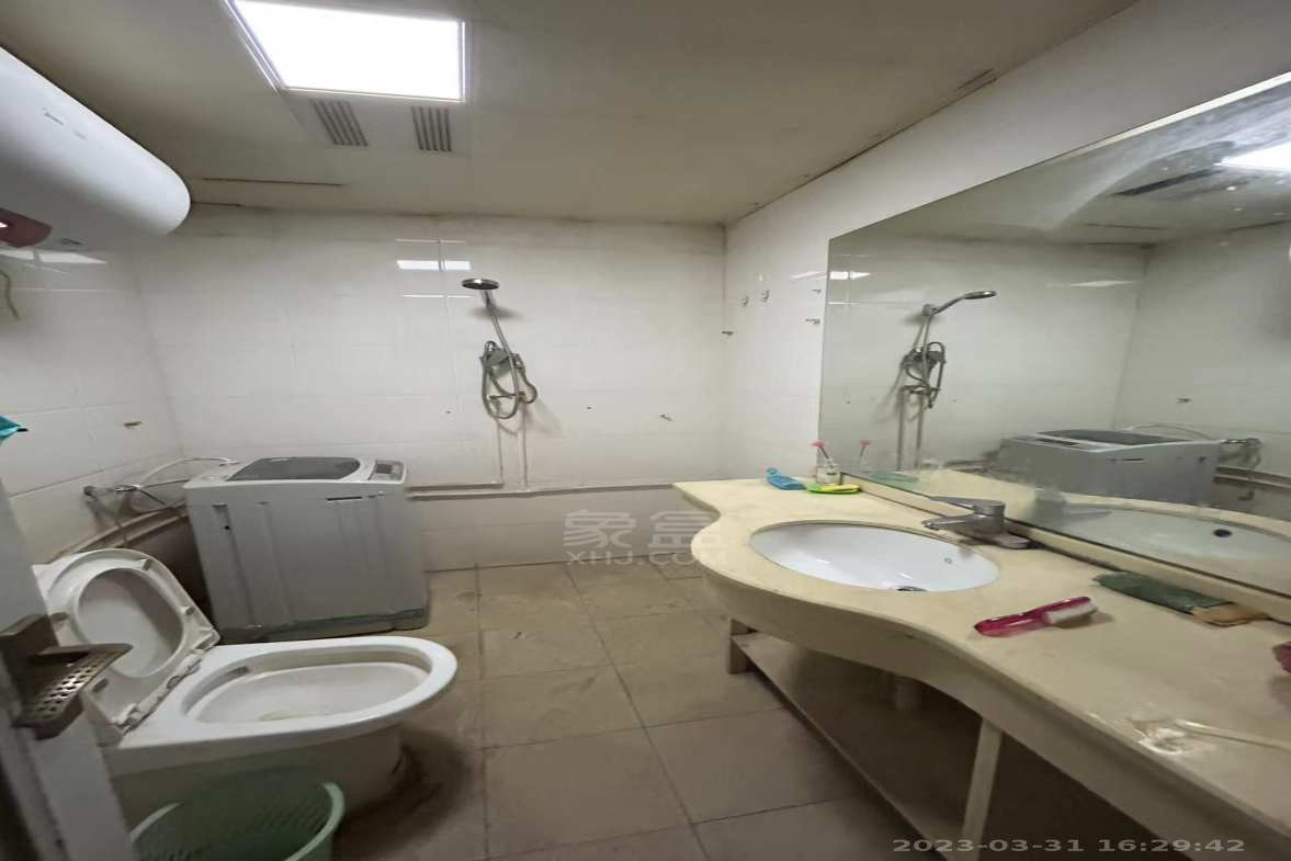 福泰国际 1室1厅1卫 1000.0元/月 福泰国际 1室1厅1卫 1000.0元/月室内图