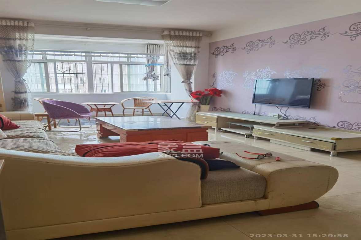 未来蜂巢 2室2厅1卫 1700.0元/月 未来蜂巢 2室2厅1卫 1700.0元/月室内图