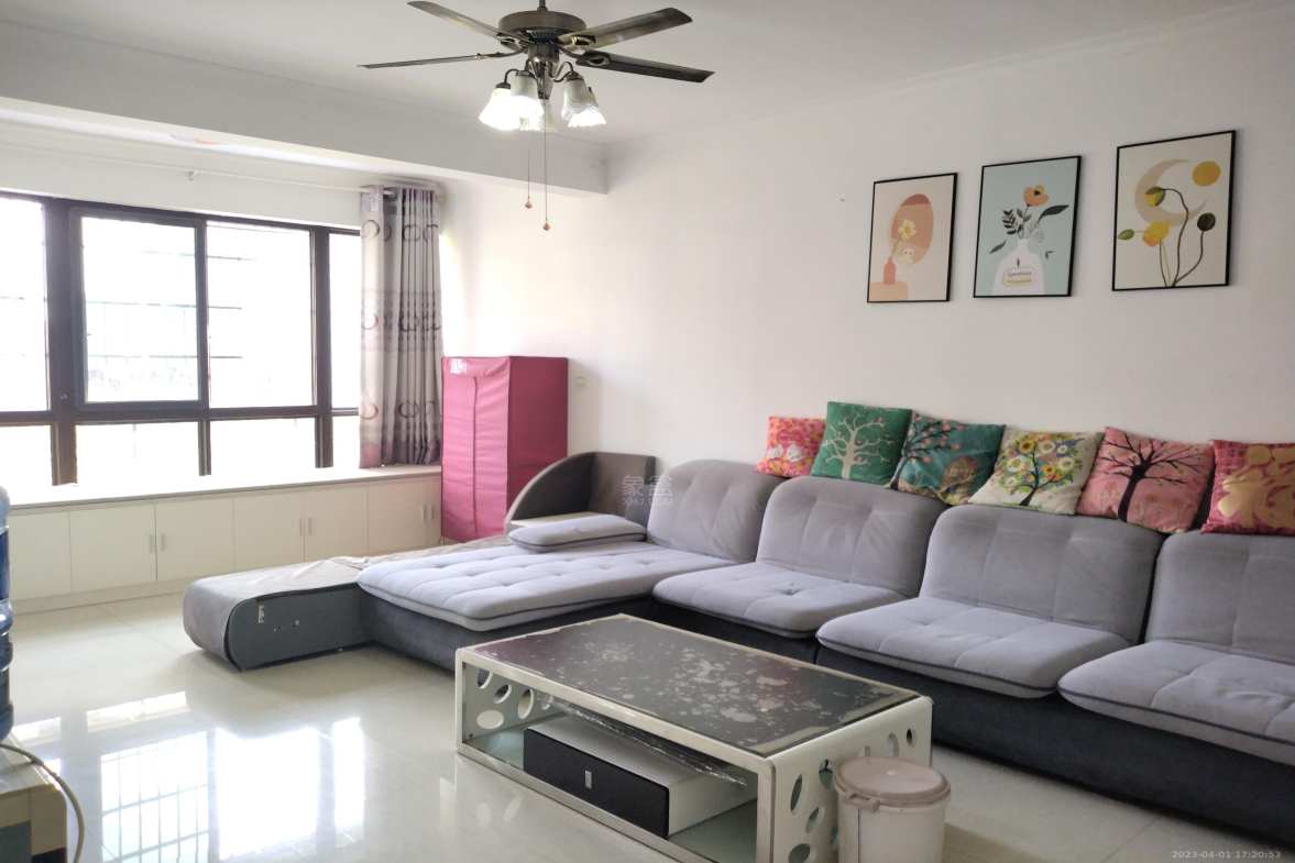 华府龙苑  2室2厅1卫    1800.0元/月室内图