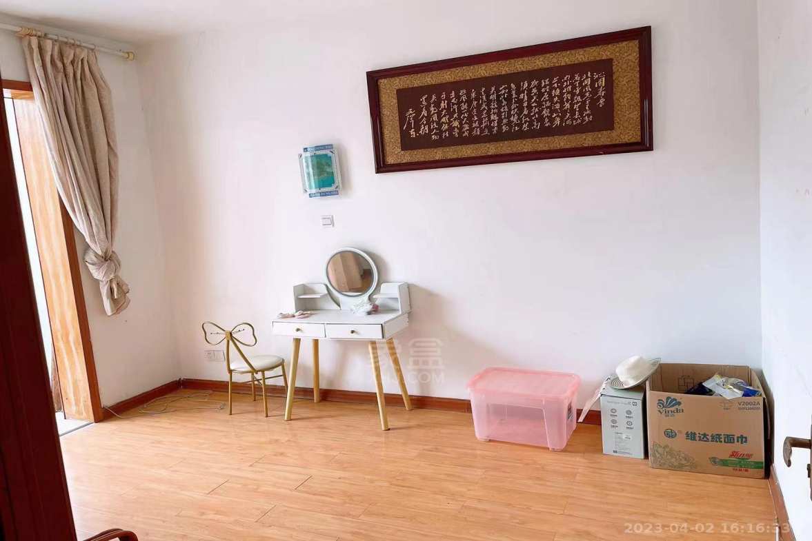 长江北路散盘 4室2厅2卫 1500.0元/月 长江北路散盘 4室2厅2卫 1500.0元/月室内图