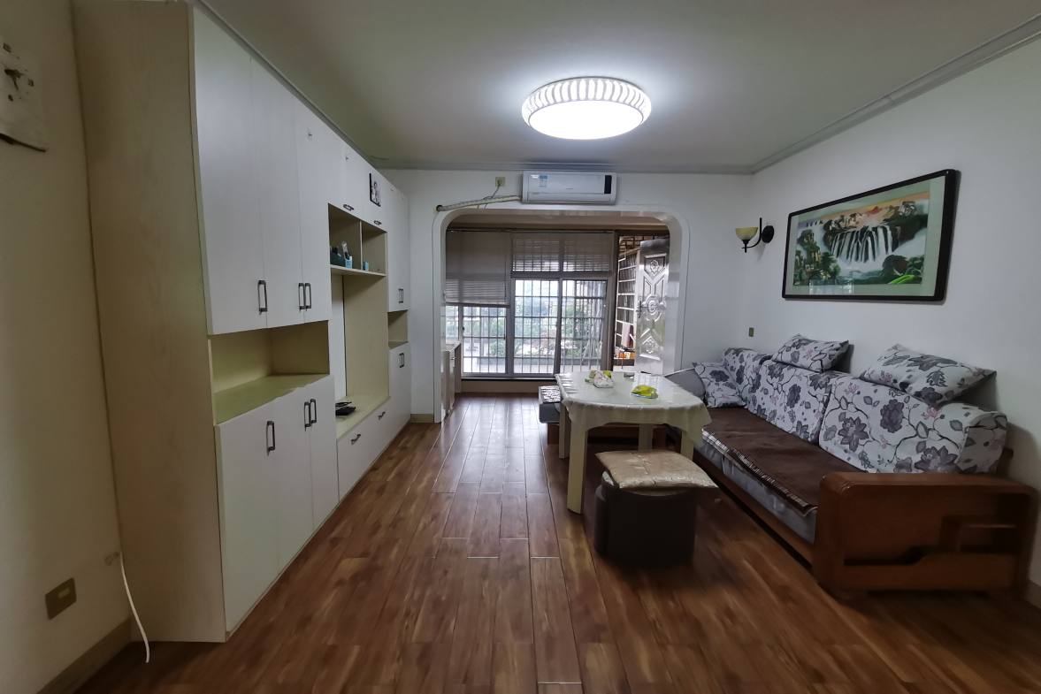 壹号公馆  2室2厅2卫    70.8万 壹号公馆  2室2厅2卫    70.8万户型图