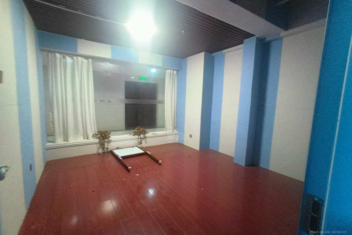 华晨御园 1室1厅1卫 5800.00元/月 华晨御园 1室1厅1卫 5800.00元/月室内图