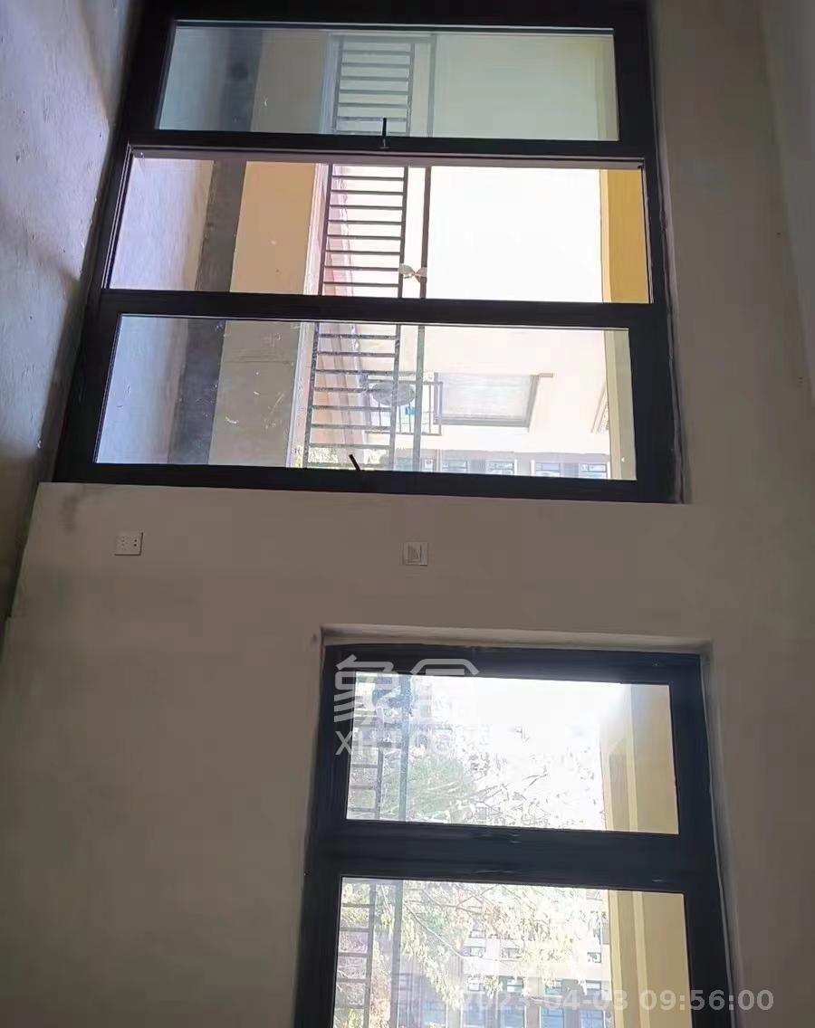 蓝光雍锦半岛  4室2厅2卫    1800.0元/月室内图