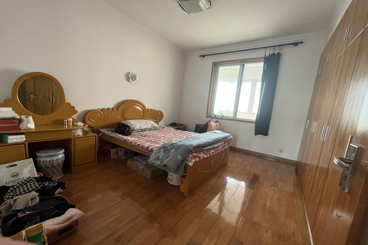 农业银行家属区  4室2厅2卫   95.80万户型图