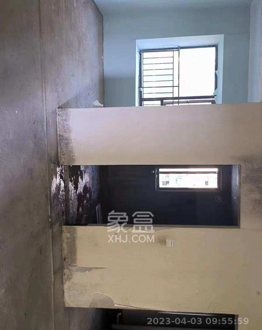 蓝光雍锦半岛  4室2厅2卫    1800.0元/月室内图