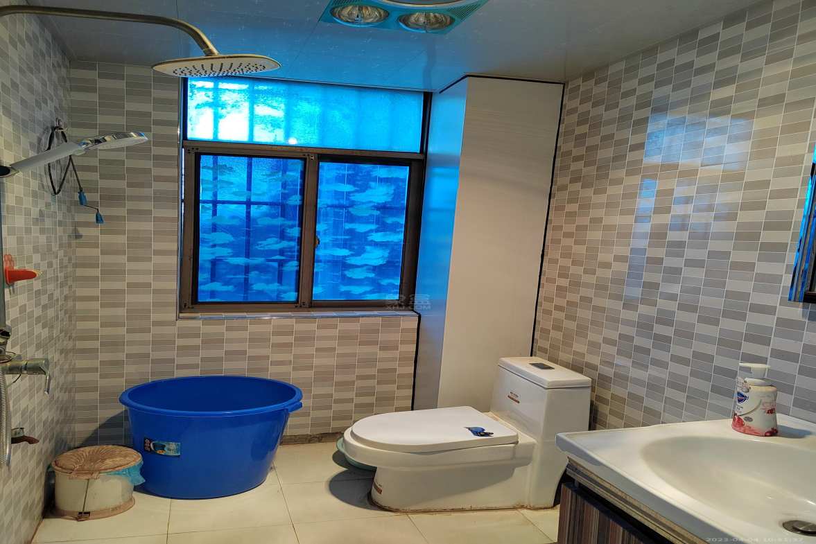 城南星座 3室2厅2卫 1500.0元/月 城南星座 3室2厅2卫 1500.0元/月室内图