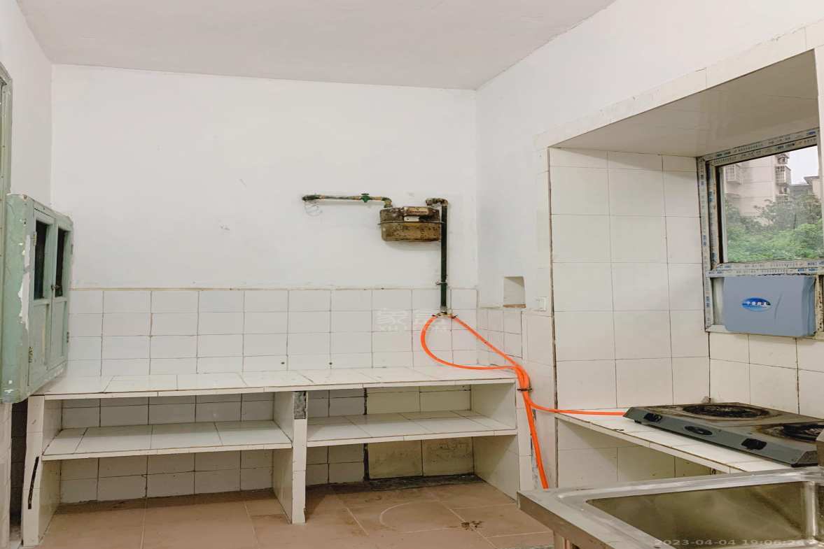 文化路税务局  2室1厅1卫    1200.0元/月室内图