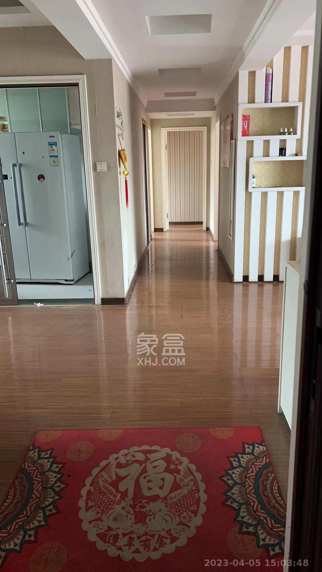 东业早安星城  3室2厅2卫   1800.00元/月室内图1