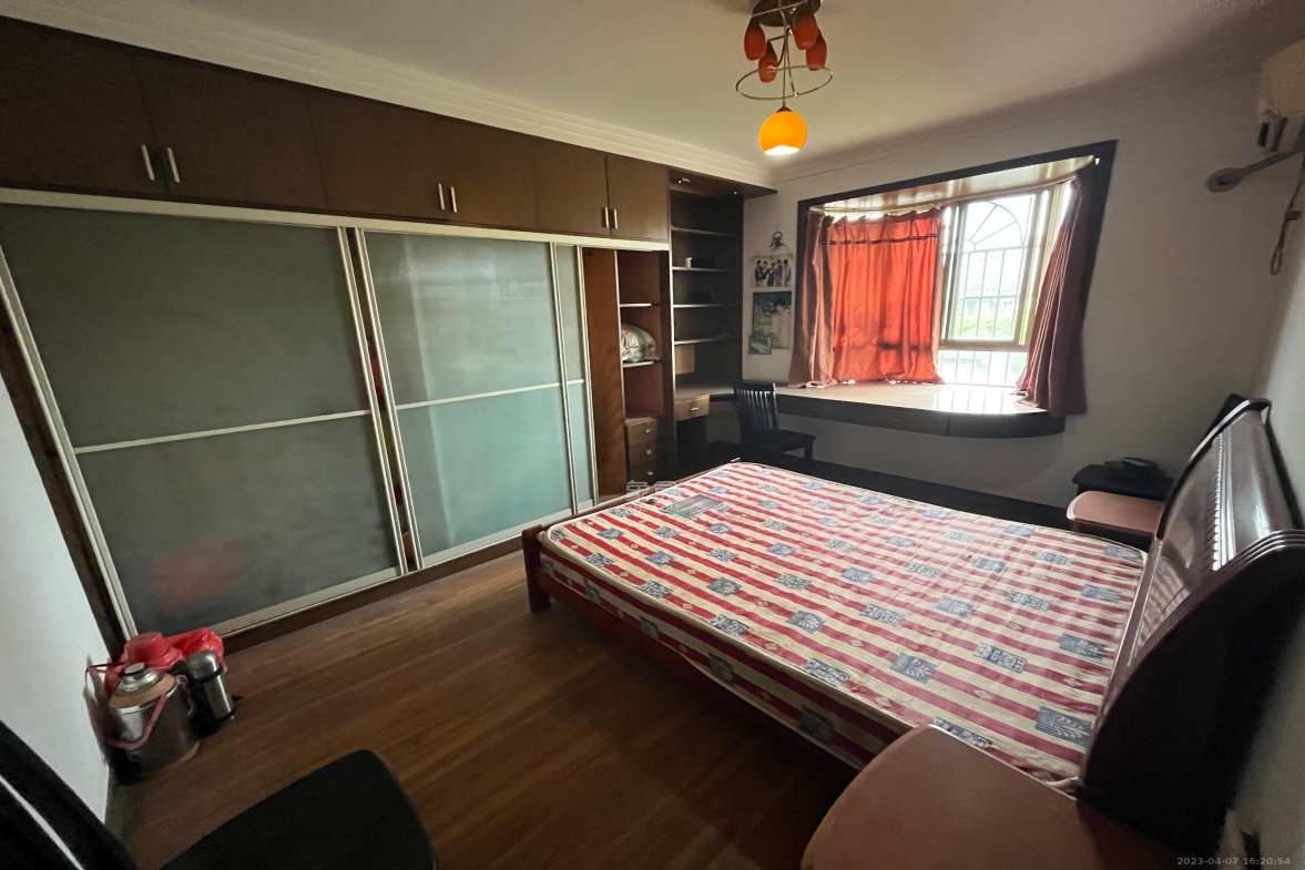 鑫园 2室1厅1卫 1400.0元/月 鑫园 2室1厅1卫 1400.0元/月室内图