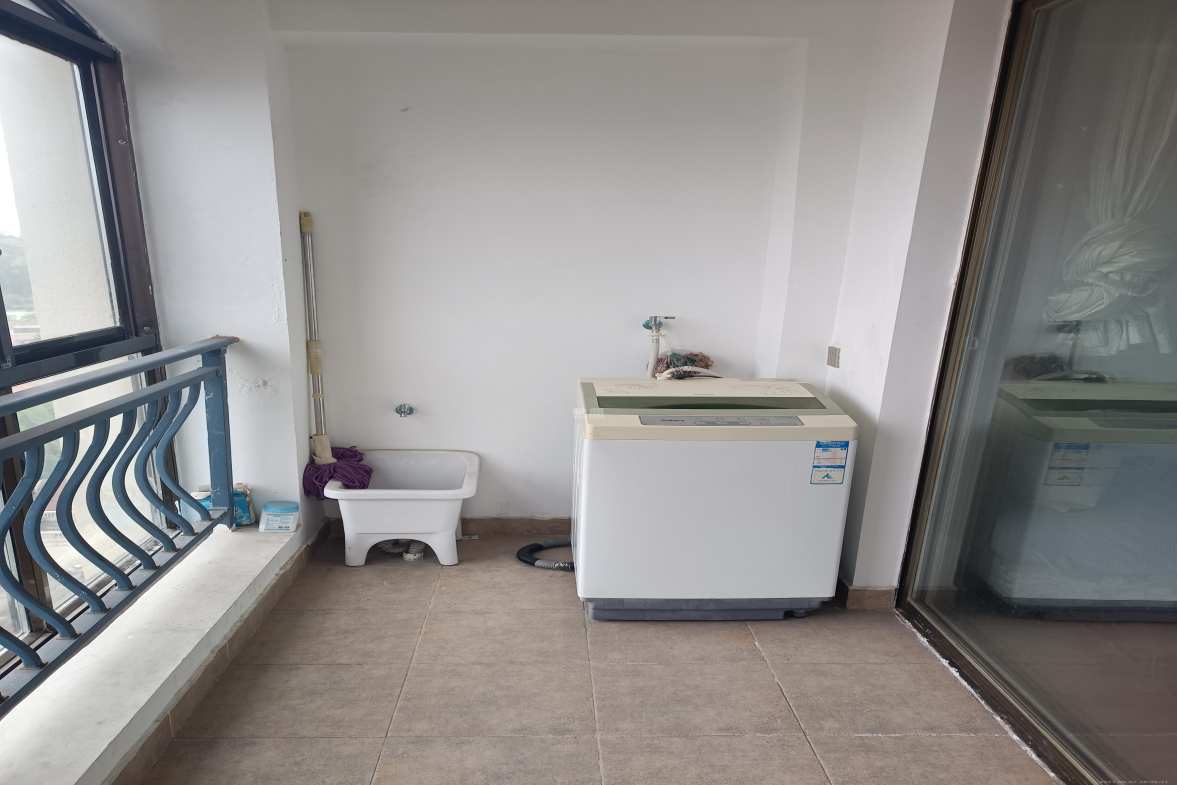 碧桂园威尼斯城 2室2厅1卫 2200.00元/月 碧桂园威尼斯城 2室2厅1卫 2200.00元/月室内图