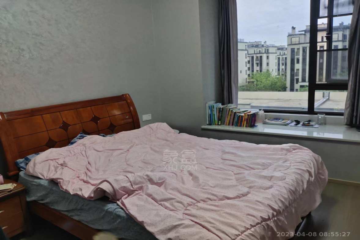 金茂如茂苑 4室2厅2卫 2500.00元/月 金茂如茂苑 4室2厅2卫 2500.00元/月室内图