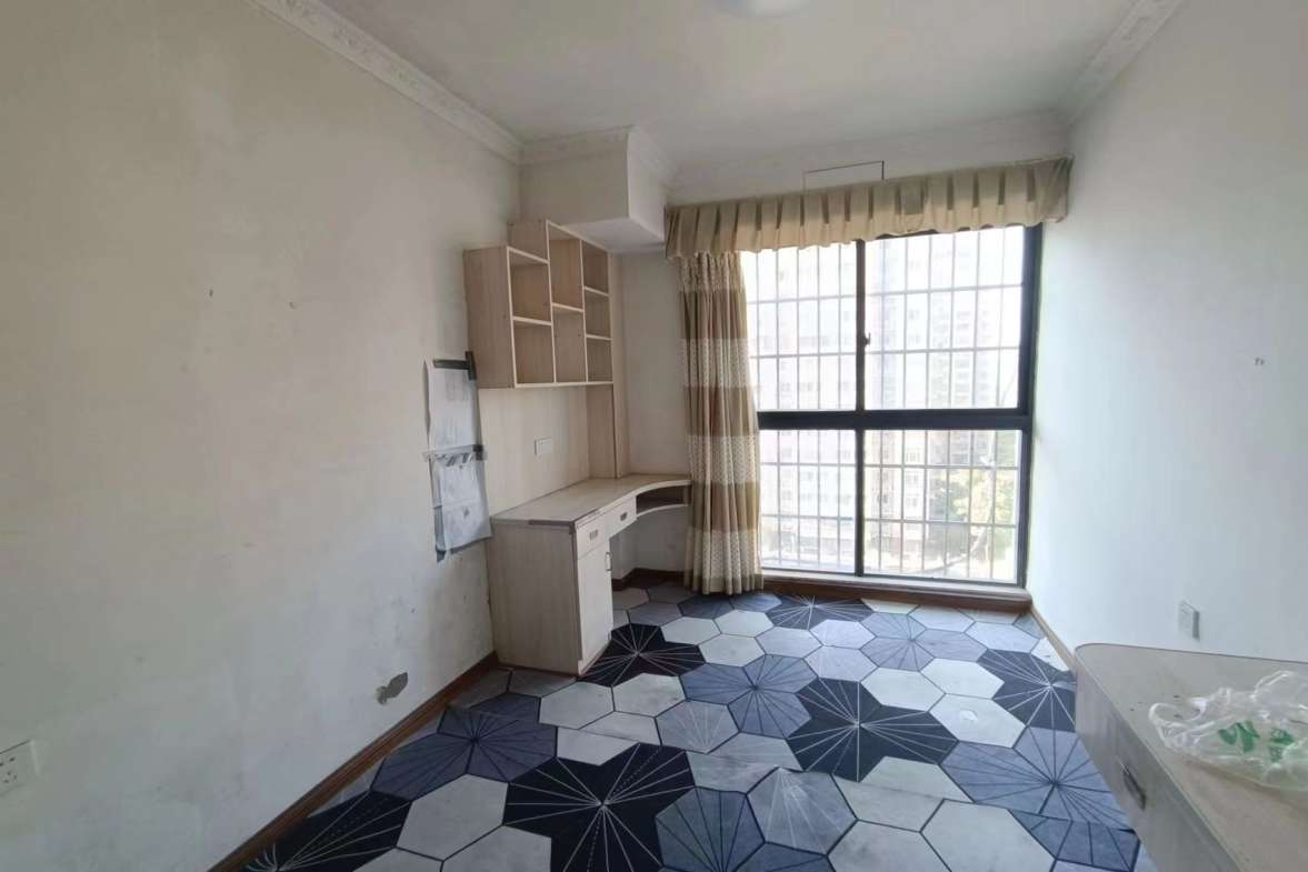 星河国际 3室2厅2卫 2000.0元/月 星河国际 3室2厅2卫 2000.0元/月室内图