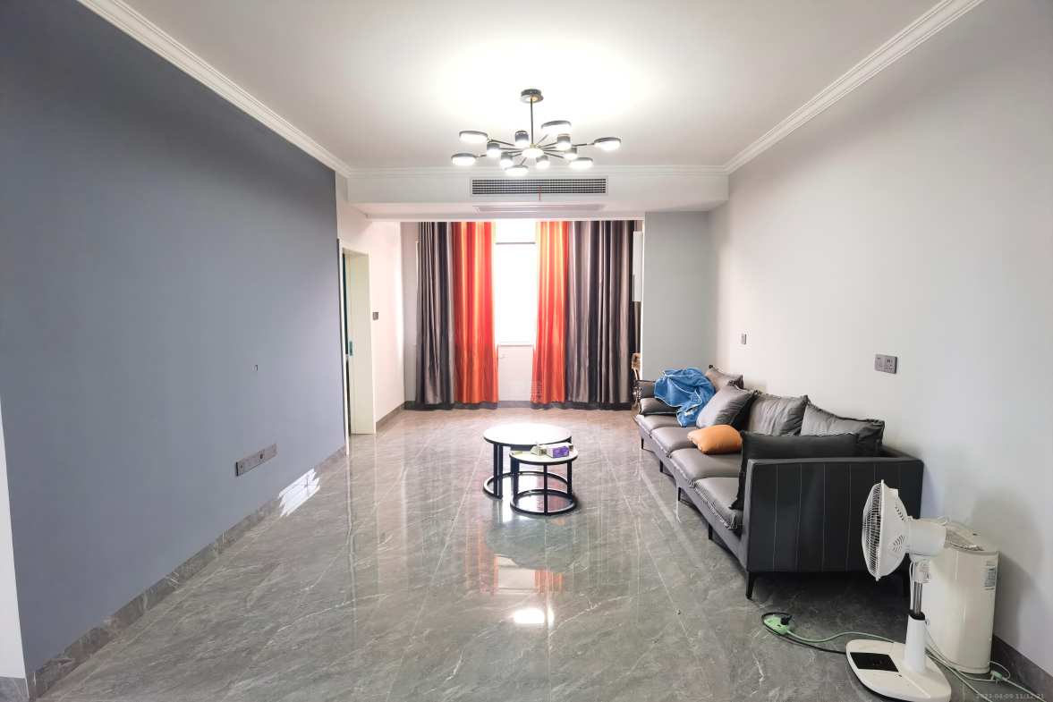 万丰上院西郡  3室2厅1卫    2300.0元/月室内图