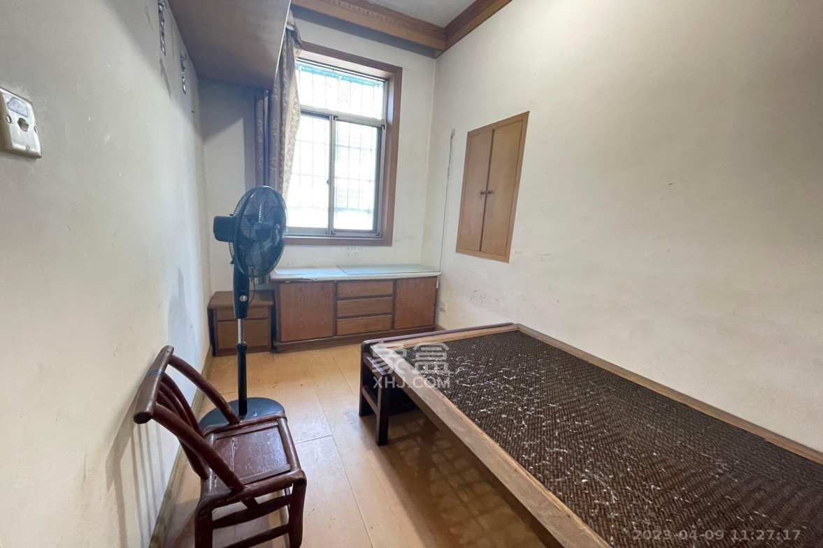 上麻园岭散盘  3室2厅1卫    2300.0元/月室内图